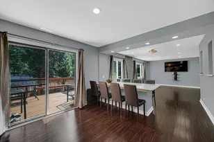 1010 Heathrow Ct, Wheaton, IL 60189 - Photo 9