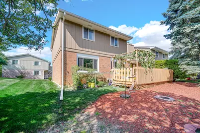 1010 Heathrow Court, Wheaton, IL 60189 - Photo 23