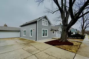 1012 Warner Ave, Lemont, IL 60439 - Photo 3