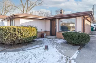 756 Woodruff Ave, Joliet, IL 60436 - Photo 1