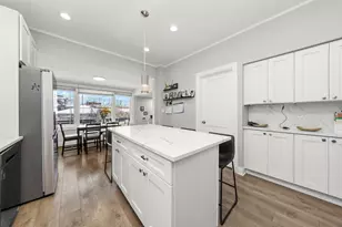 1832 S 55th Ct, Cicero, IL 60804 - Photo 7