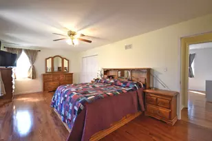 6N264 Weber Dr, Saint Charles, IL 60174 - Photo 37