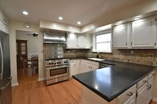 6N264 Weber Dr, Saint Charles, IL 60174 - Photo 15