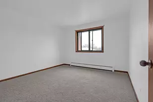 1225 Whispering Hills Ct, Naperville, IL 60540 - Photo 9