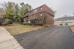 1225 Whispering Hills Ct, Naperville, IL 60540 - Photo 21