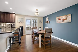 1698 Bittersweet Dr, Saint Anne, IL 60964 - Photo 9