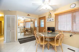 5047 N Cumberland Ave, Norridge, IL 60706 - Photo 9