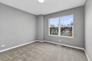 1390 N Merrimac Ln, Hanover Park, IL 60133 - Photo 15