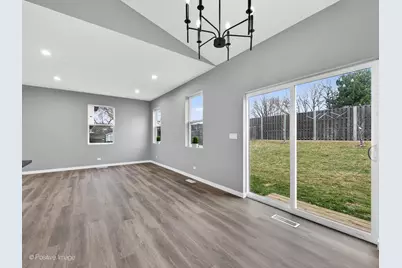 1390 N Merrimac Lane, Hanover Park, IL 60133 - Photo 7