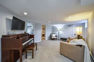 459 Hill Ave, Glen Ellyn, IL 60137 - Photo 17