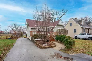 271 Oakwood Dr, Wood Dale, IL 60191 - Photo 3