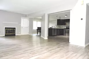 245 Carlisle Ave, Westmont, IL 60559 - Photo 11