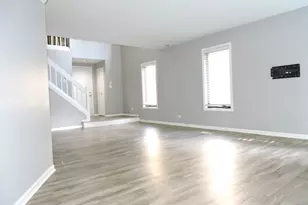 245 Carlisle Ave, Westmont, IL 60559 - Photo 9