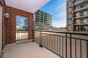 5005 Warren Street W, Skokie, IL 60077 - Photo 7