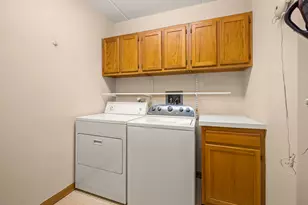 5005 Warren Street W, Skokie, IL 60077 - Photo 19