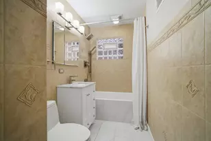 7525 Karlov Ave, Skokie, IL 60076 - Photo 11