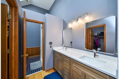 131 Christina Circle, Wheaton, IL 60189 - Photo 15