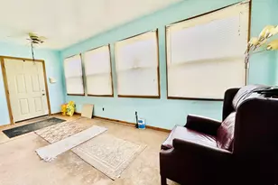 401 E 12th St, Streator, IL 61364 - Photo 3