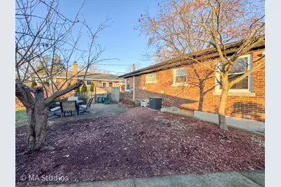 8536 Kedvale Avenue, Skokie, IL 60076 - Photo 35