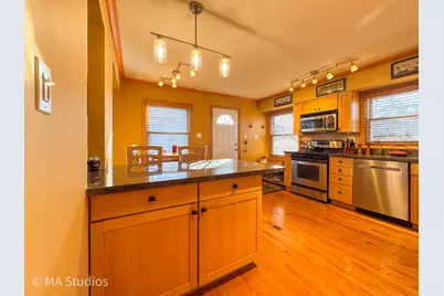 8536 Kedvale Avenue, Skokie, IL 60076 - Photo 15