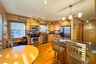 8536 Kedvale Ave, Skokie, IL 60076 - Photo 7