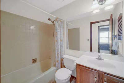 1818 Hawk Lane, Elk Grove Village, IL 60007 - Photo 23