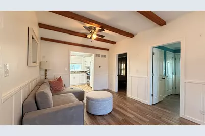 28048 N Hickory Lane, Wauconda, IL 60084 - Photo 5