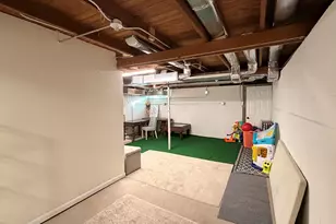 28048 N Hickory Ln, Wauconda, IL 60084 - Photo 11