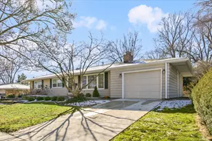 201 Ellis Ave, Normal, IL 61761 - Photo 3