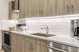 835 Lake St, Oak Park, IL 60301 - Photo 3