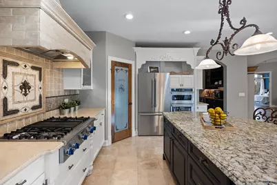 890 Reserve Court, South Elgin, IL 60177 - Photo 11