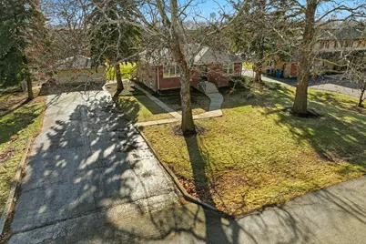 6427 W 126th Place, Palos Heights, IL 60463 - Photo 3