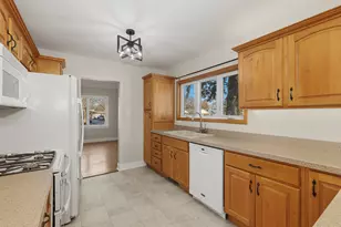 6427 W 126th Pl, Palos Heights, IL 60463 - Photo 7