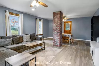 410 E Main Street, Ashkum, IL 60911 - Photo 9