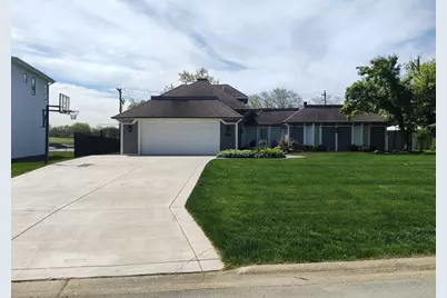 544 W 58th Place, Hinsdale, IL 60521 - Photo 1