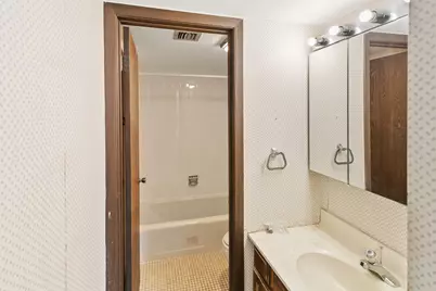 210 E Fountainview Lane #3A, Lombard, IL 60148 - Photo 13