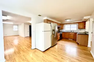 15275 W Walnut Dr, Deerfield, IL 60015 - Photo 7