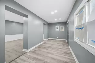 8824 S Wabash Ave, Chicago, IL 60619 - Photo 3