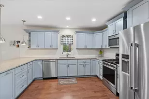 567 7th Cir, Marengo, IL 60152 - Photo 5