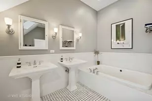 1605 N Chicago Ave, Arlington Heights, IL 60004 - Photo 17