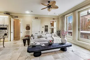 1919 S Prairie Ave, Chicago, IL 60616 - Photo 5