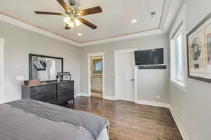 6555 N Oxford Ave, Chicago, IL 60631 - Photo 9