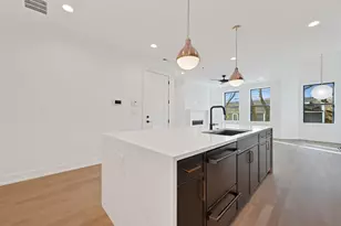 1404 W George St, Chicago, IL 60657 - Photo 7