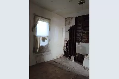 8847 S Burley Avenue, Chicago, IL 60617 - Photo 11