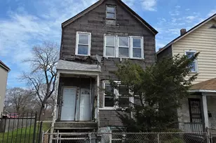 8847 S Burley Ave, Chicago, IL 60617 - Photo 1