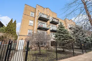 2008 W Greenleaf Ave, Chicago, IL 60645 - Photo 3