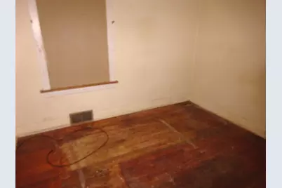 [Address not provided], Chicago, IL 60639 - Photo 7