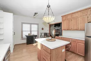 944 1st St, Batavia, IL 60510 - Photo 11