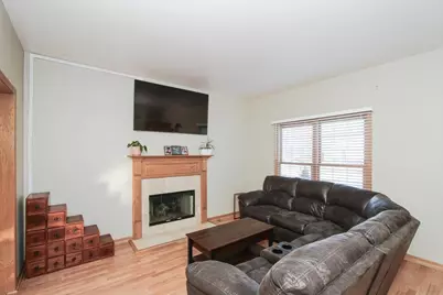 944 1st Street #944, Batavia, IL 60510 - Photo 5