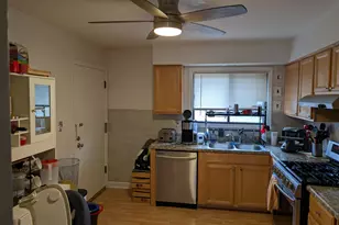 5155 N East River Rd, Chicago, IL 60656 - Photo 9